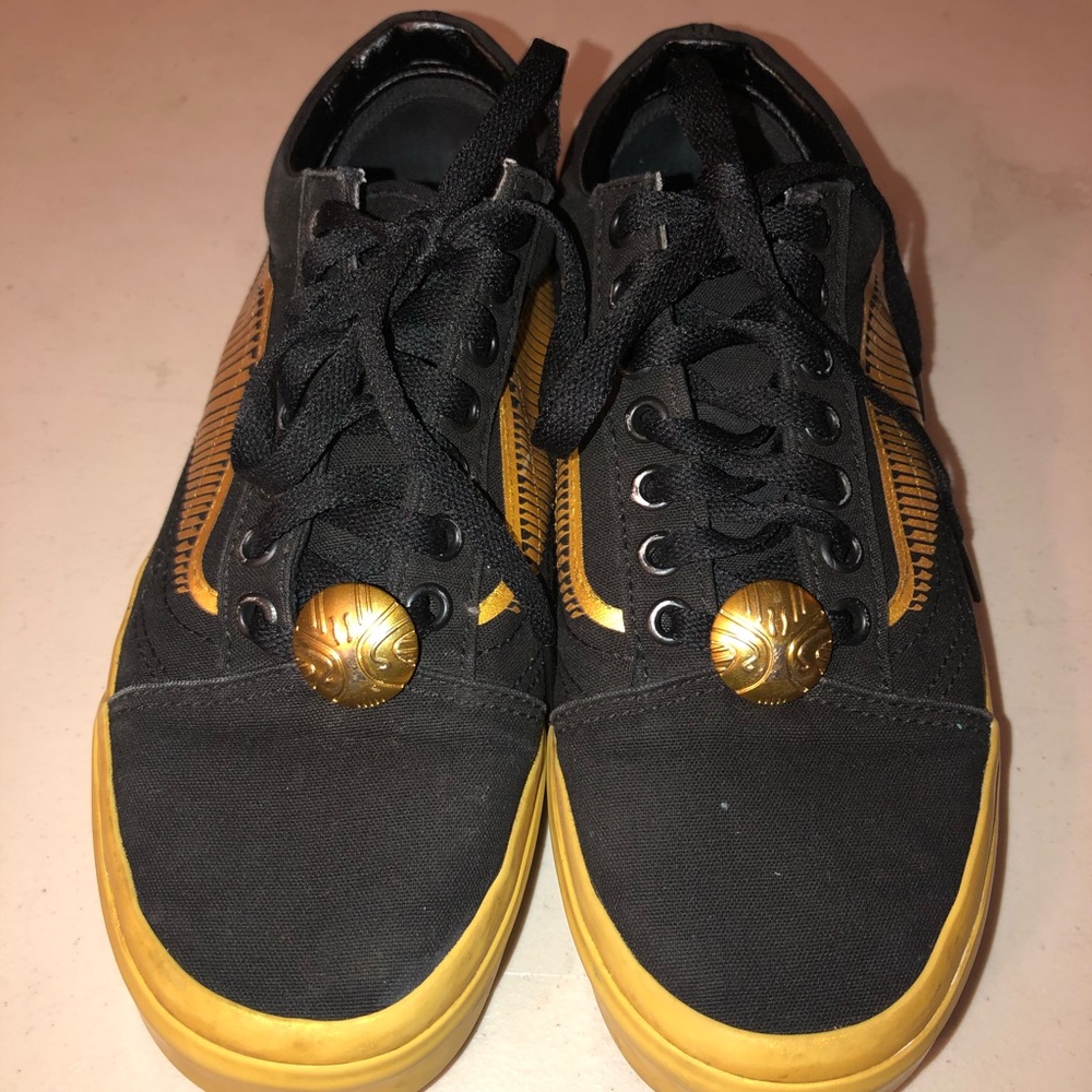 *****SOLD in a different platform*****